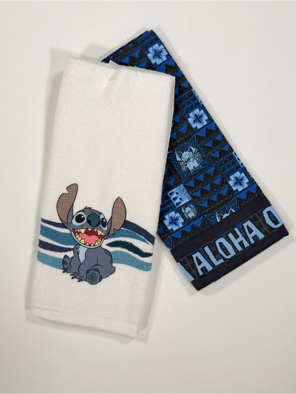 Disney Parks Lilo & Stitch Kitchen Towels 2 Pack Ohana Aloha Blue Cotton NWT New